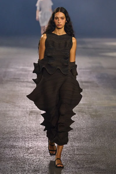 Look 39